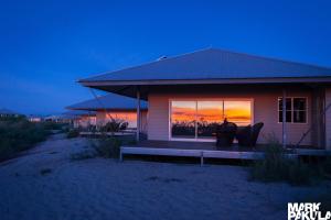 Eco Beach Wilderness Retreat,Eighty Mile Beach>>Broome,5 star