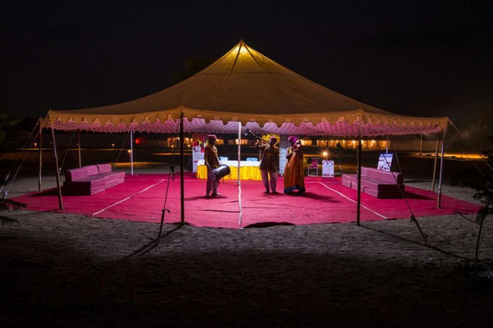 rajwada desert camp by park tree