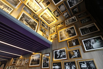 st signature tanjong pagar