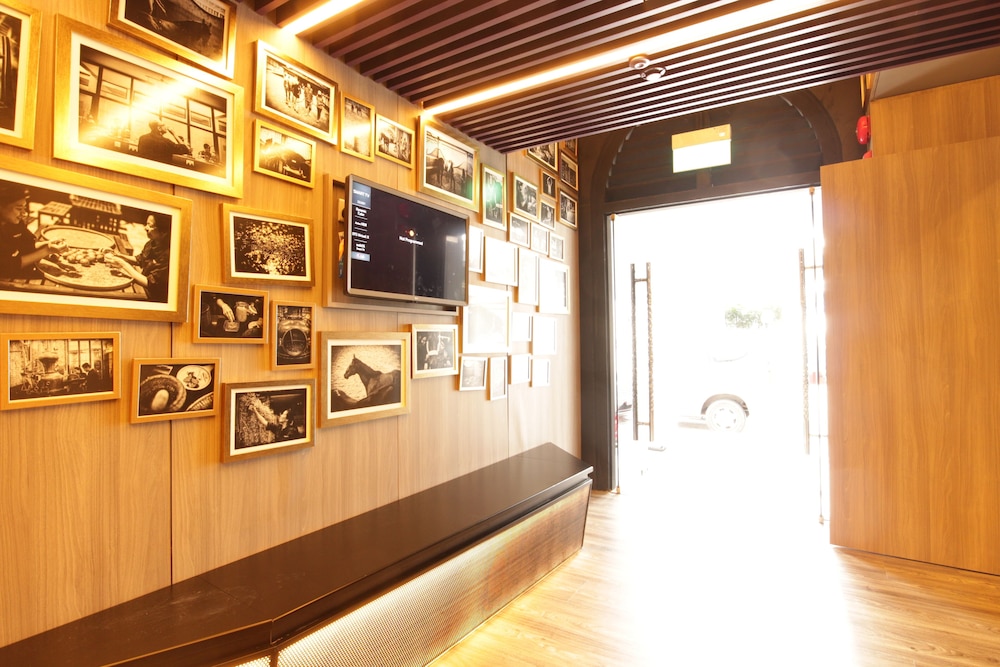 st signature tanjong pagar