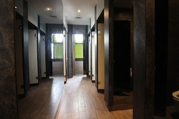 st signature tanjong pagar