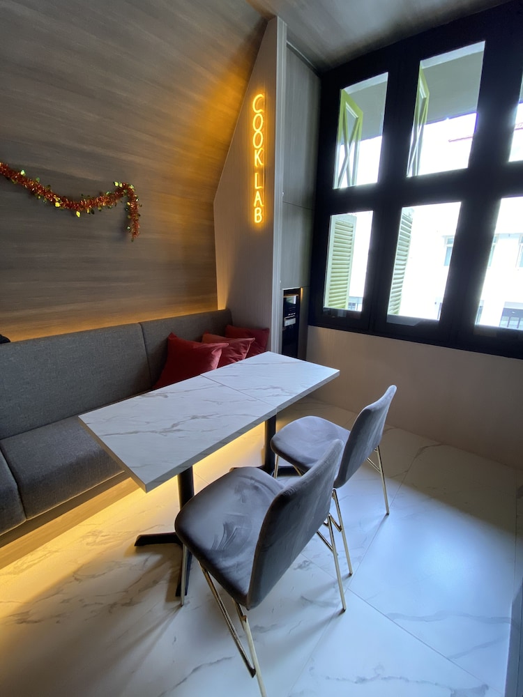 st signature tanjong pagar