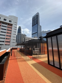 st signature tanjong pagar