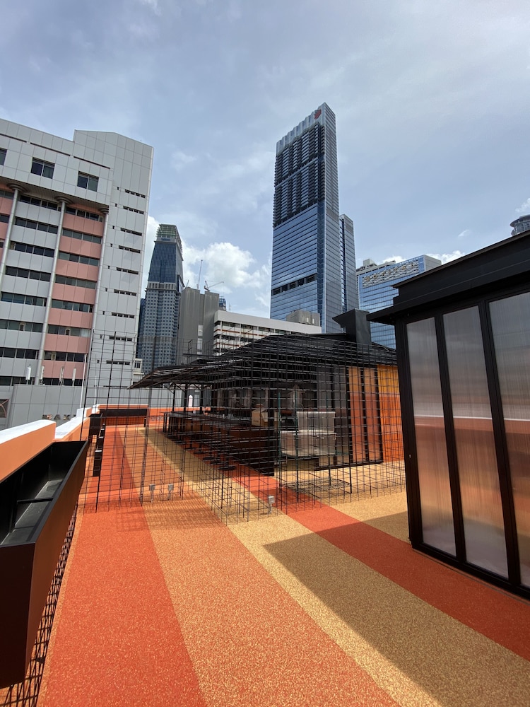 st signature tanjong pagar