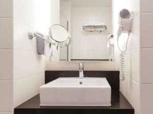 ibis styles brussels centre stephanie