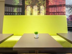 ibis styles brussels centre stephanie