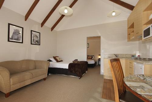 big five motel