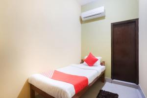 swayamsiddha continental by oyo rooms