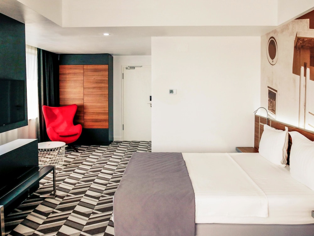 Mercure Bucharest Unirii,Bucure?Ti - Ilfov>>Bucharest,4 star