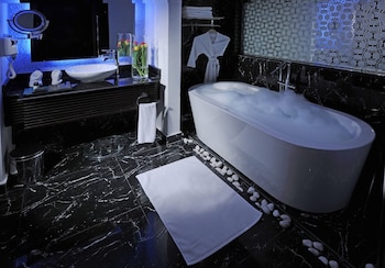 nordic palace and spa