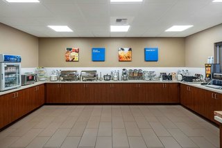 mainstay suites coeur dalene