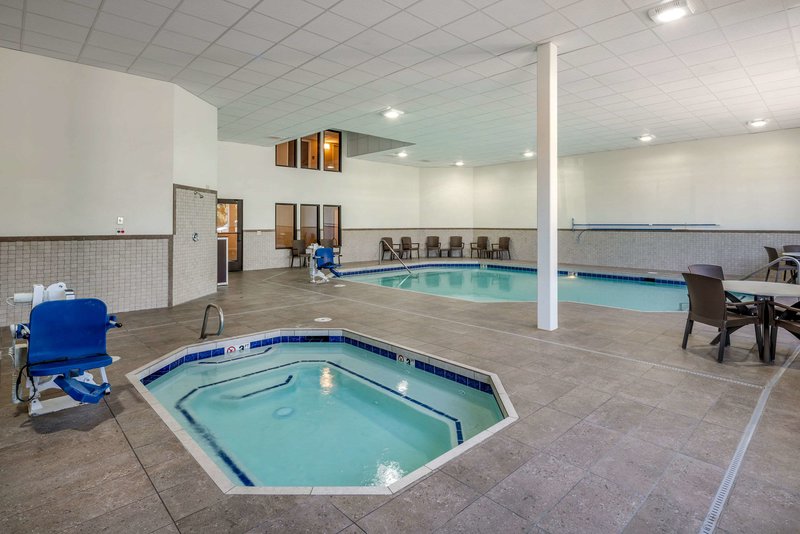 mainstay suites coeur dalene
