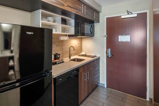 mainstay suites coeur dalene