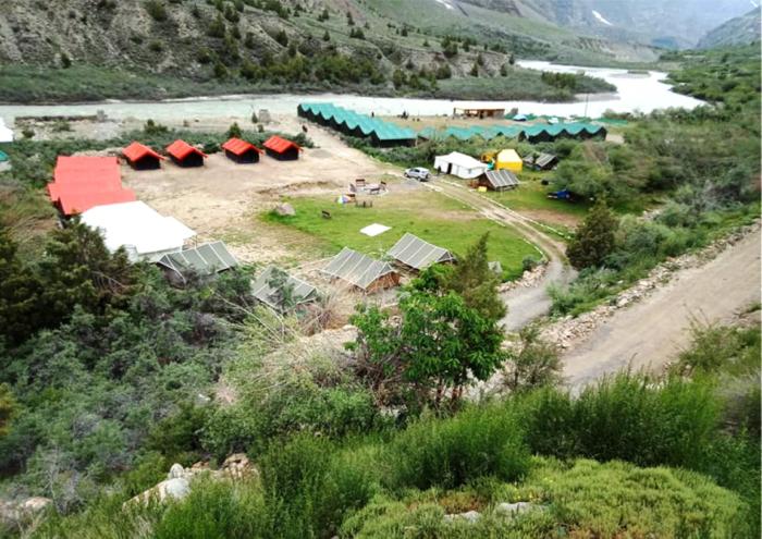 tih siramani river camp jispa