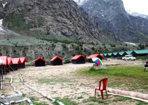 tih siramani river camp jispa
