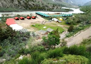 tih siramani river camp jispa