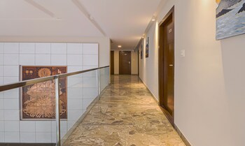 treebo yc grand boutique electronic city