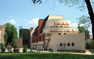Holiday Beach Budapest Wellness & Conference Hotel,Csillaghegy>>Budapest,4 star