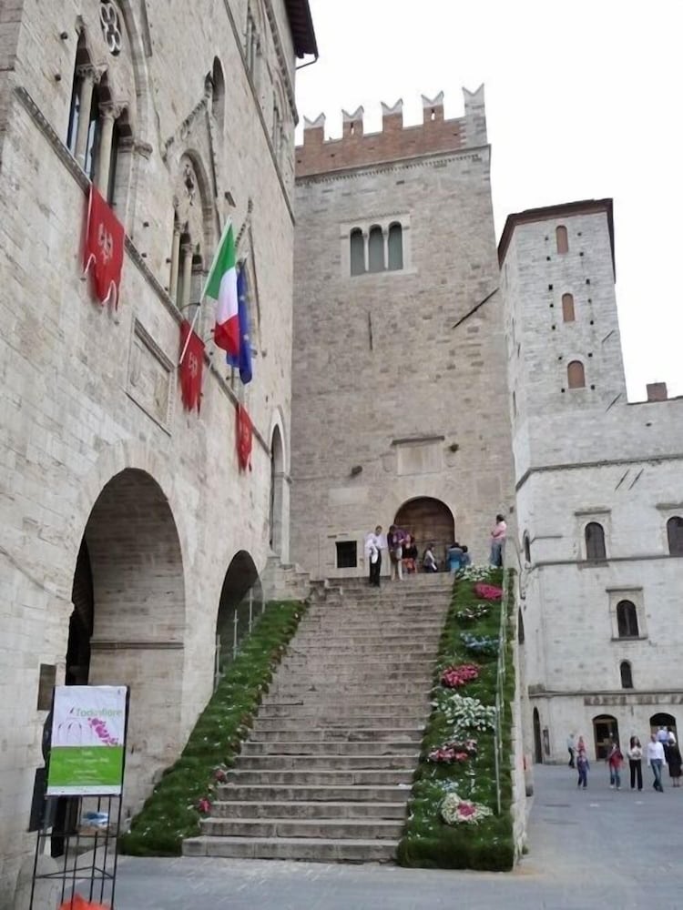 todi