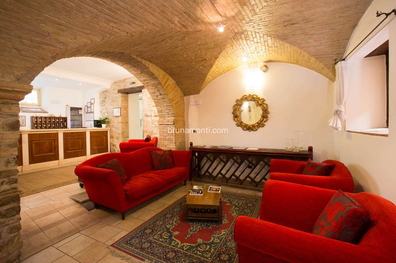 hotel palazzo brunamonti