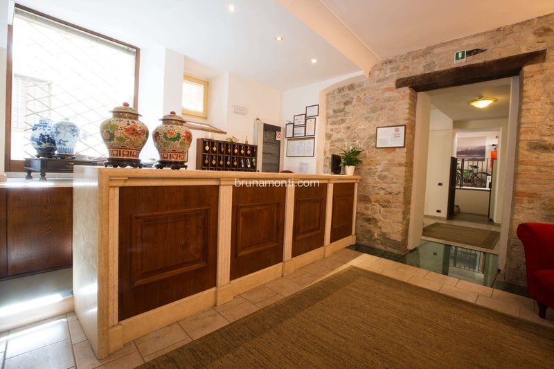 hotel palazzo brunamonti