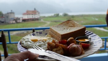 tranquil water guest house pokhara