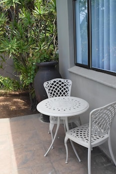 beach retreat guest house