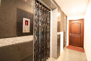 sk7 service apartments by oyo rooms