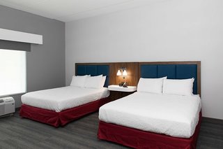 hampton inn and suites charlotte steele creek