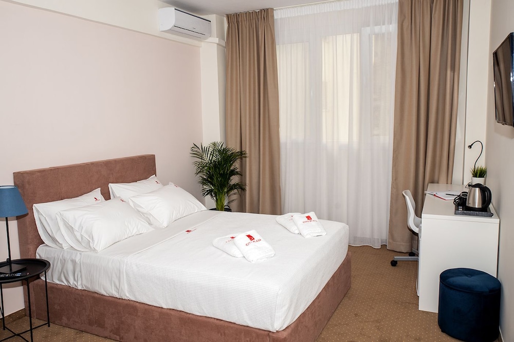 city plaza apartments and rooms