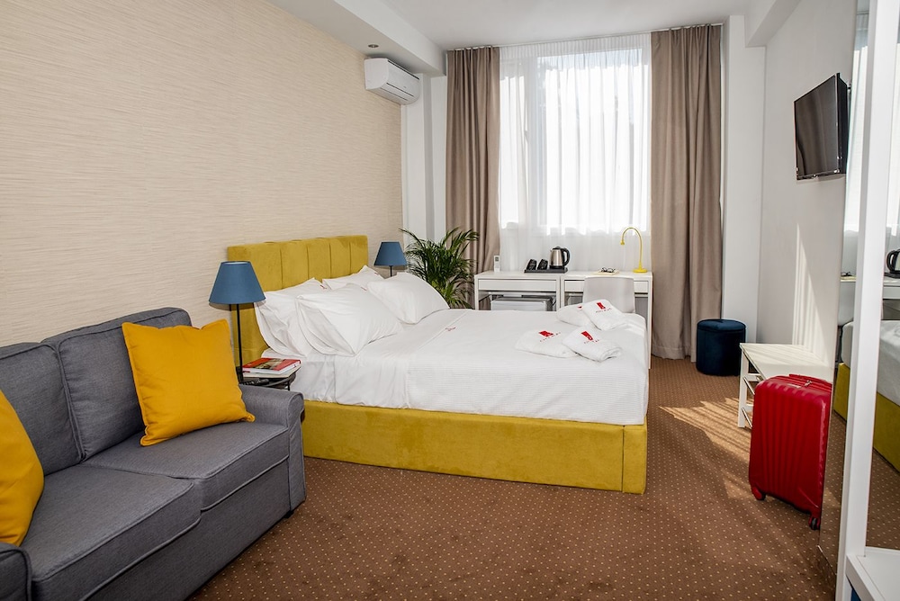 city plaza apartments and rooms