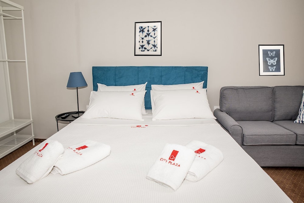 city plaza apartments and rooms