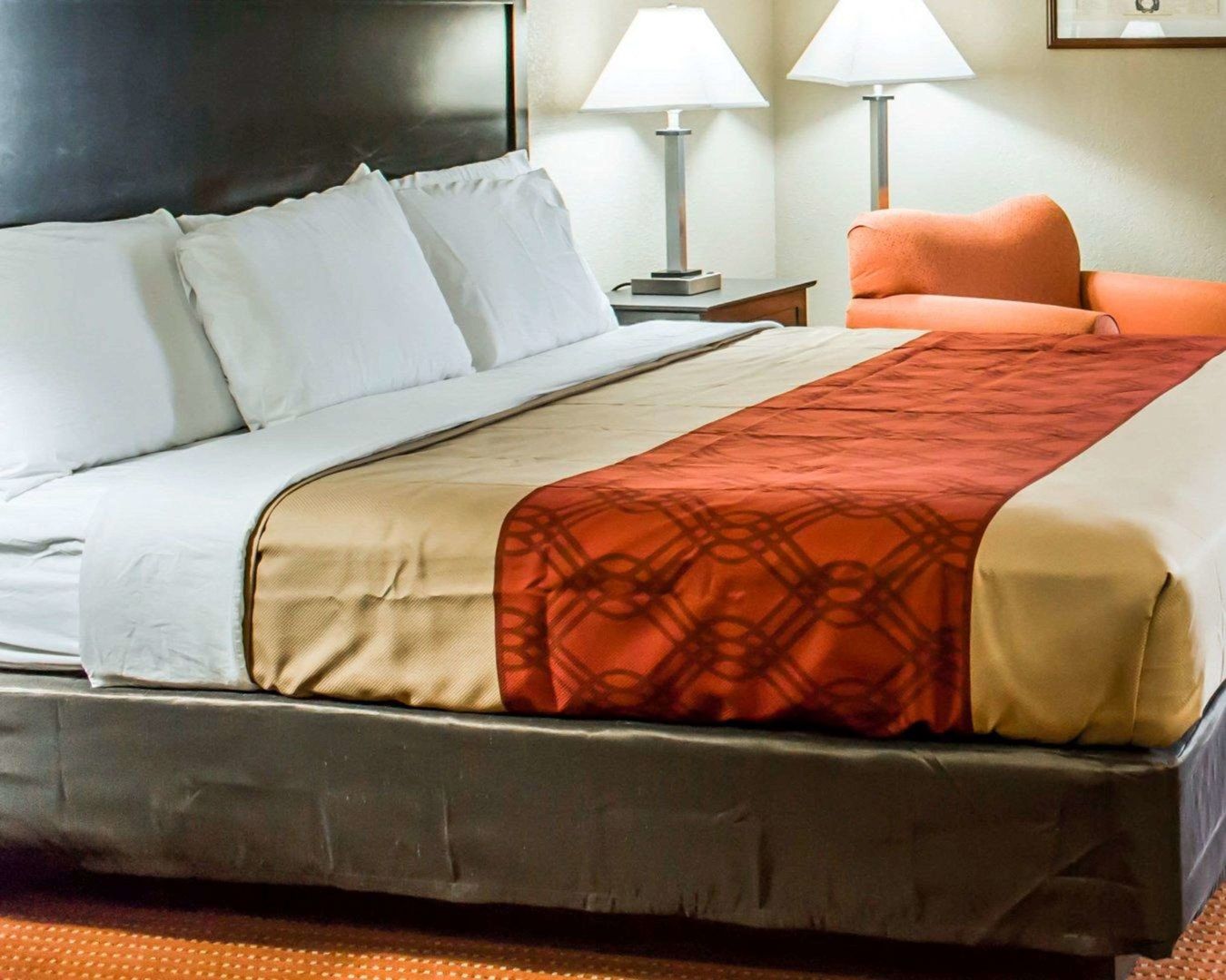 econo lodge burlington i 40