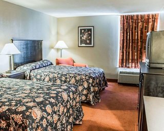 econo lodge burlington i 40