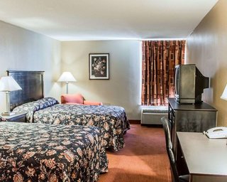 econo lodge burlington i 40