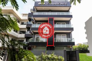 super townhouse 158 near netaji subhash marg near appu ghar