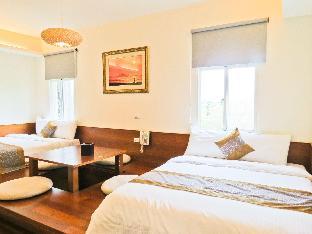 simple happiness hostel