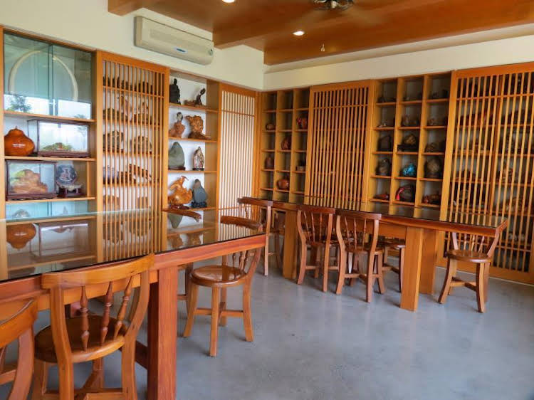 simple happiness hostel