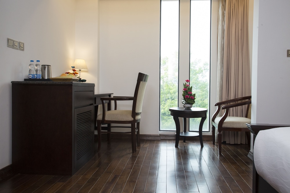 the midori by lakeshore