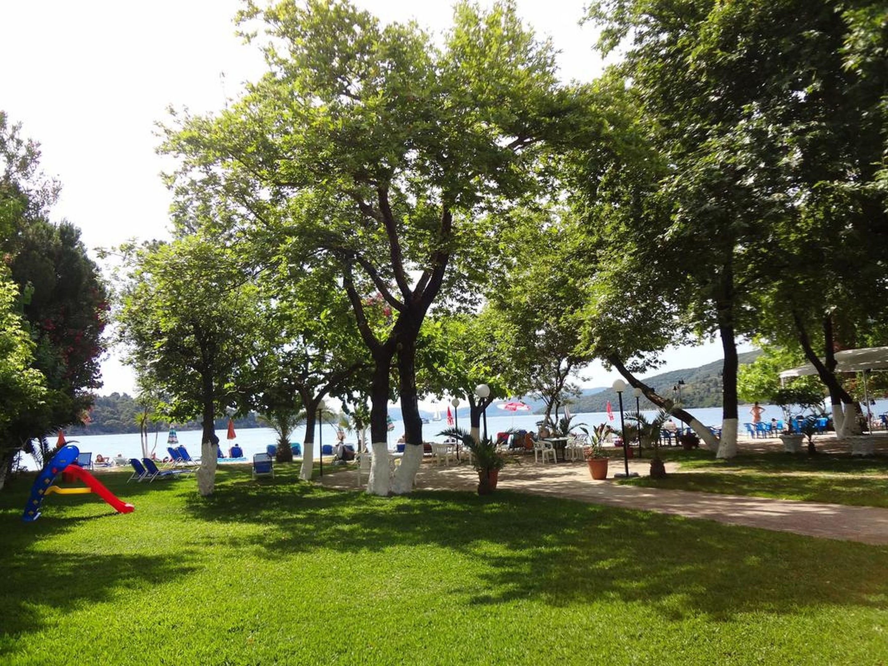 avra beach hotel