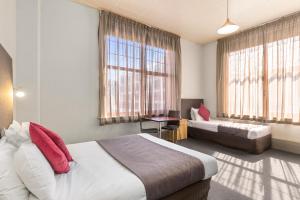 Adelaide Paringa,South Australia>>Adelaide,4 star