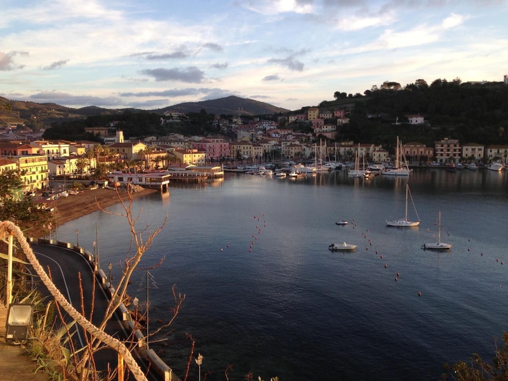porto azzurro