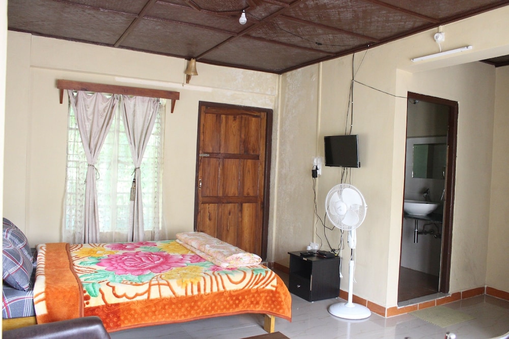 pumpkin streamside guest house