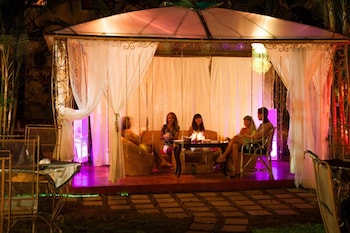 shivers oasis luxury rooms