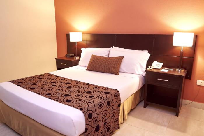 hotel arizona suites