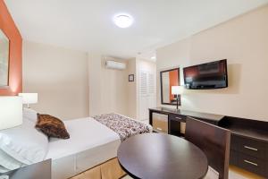 hotel arizona suites