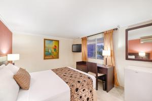 hotel arizona suites