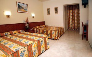 Hotel Rosa Nautica,Costa Brava>>Barcelona,3 star