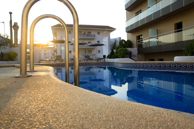 petit palau adults only