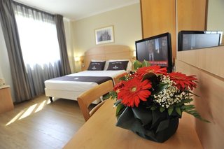 tulip inn turin west